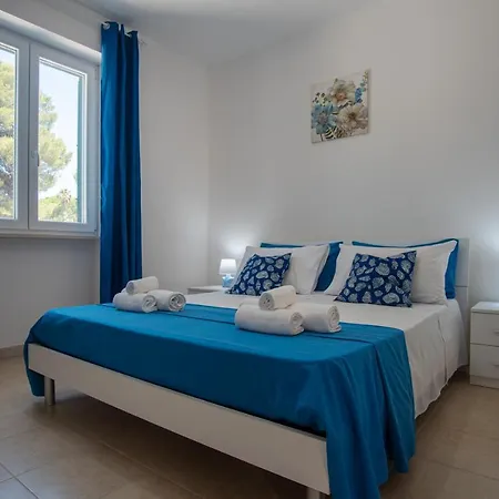 Blu - Terrazza & Idromassaggio By Diddoi * Marina di Mancaversa