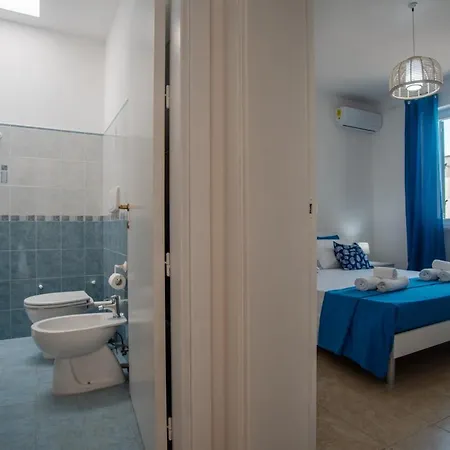 Blu - Terrazza & Idromassaggio By Diddoi * Marina di Mancaversa