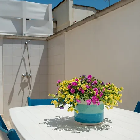 Blu - Terrazza & Idromassaggio By Diddoi Apartmán
