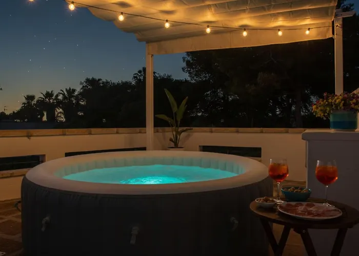 Blu - Terrazza & Idromassaggio By Diddoi * Marina di Mancaversa